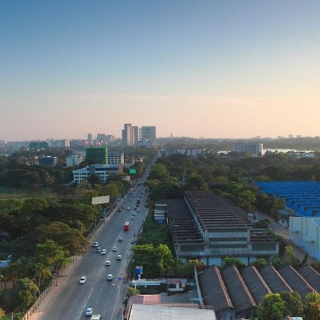 Super Hotel Yangon Eksteriør bilde