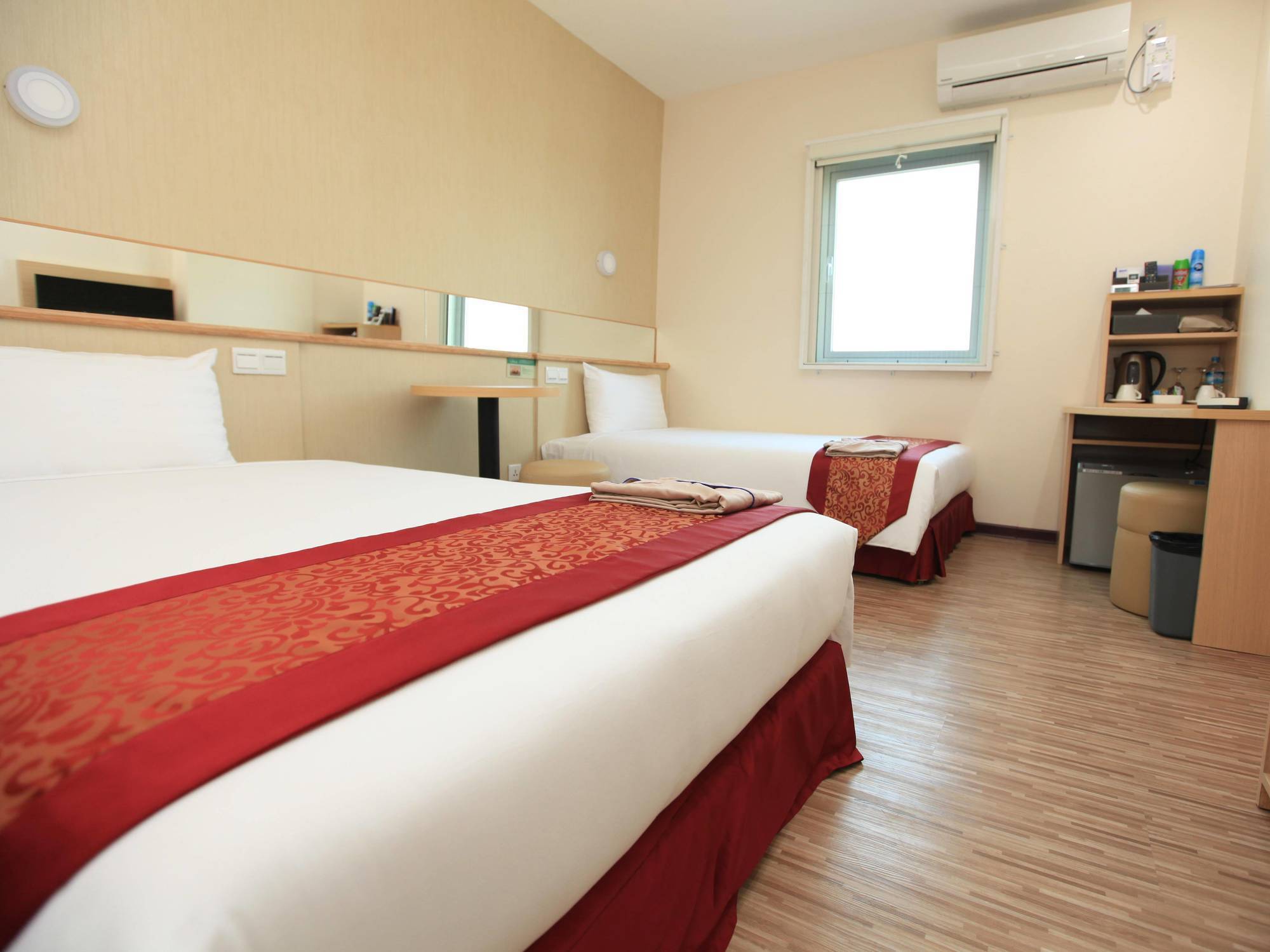 Super Hotel Yangon Eksteriør bilde