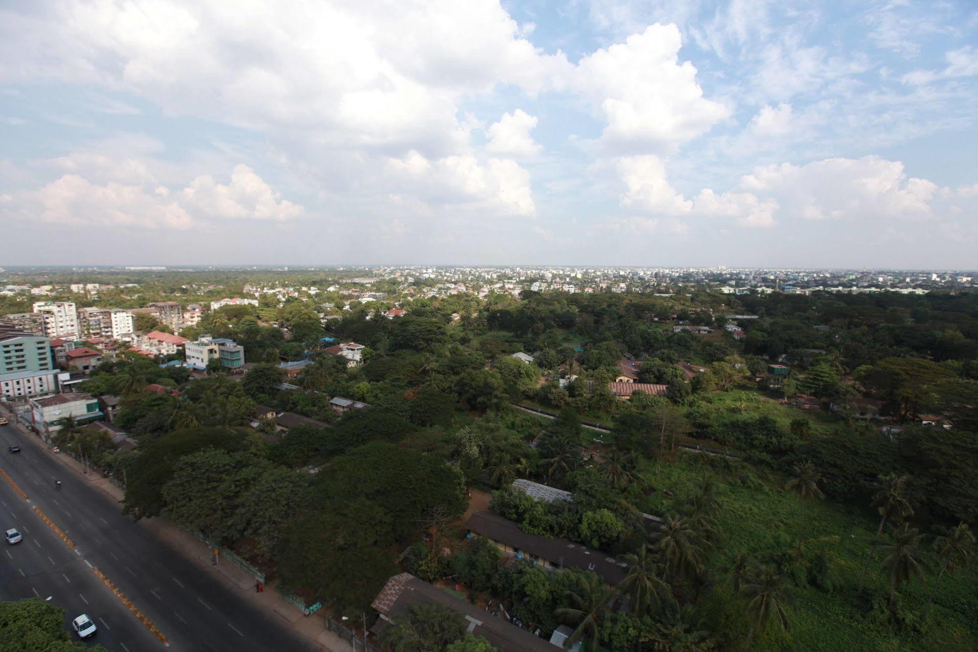 Super Hotel Yangon Eksteriør bilde