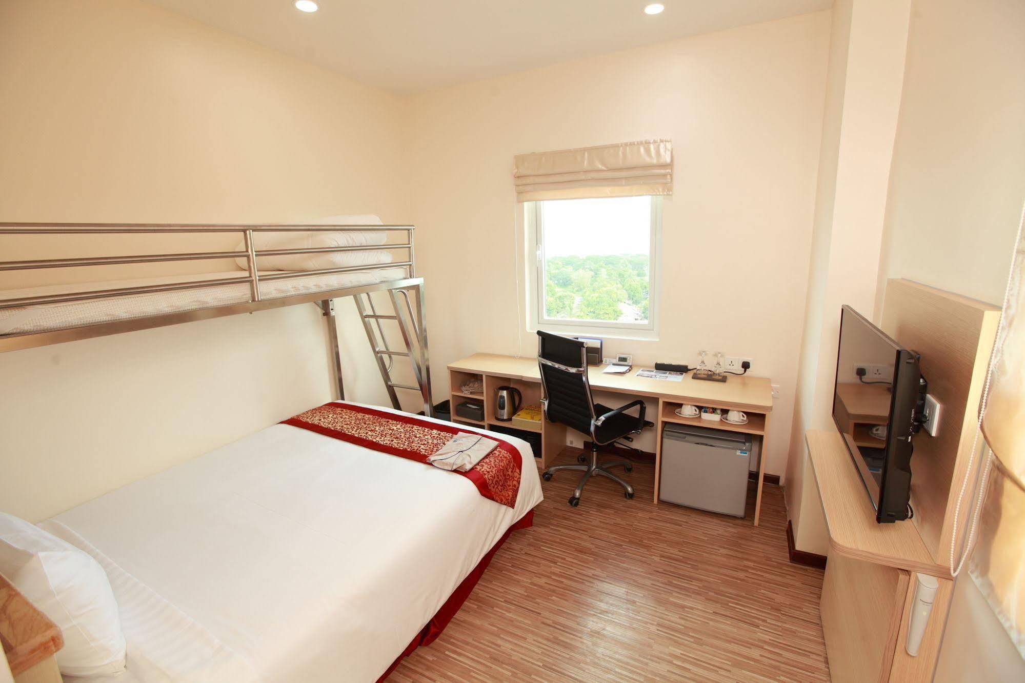 Super Hotel Yangon Eksteriør bilde